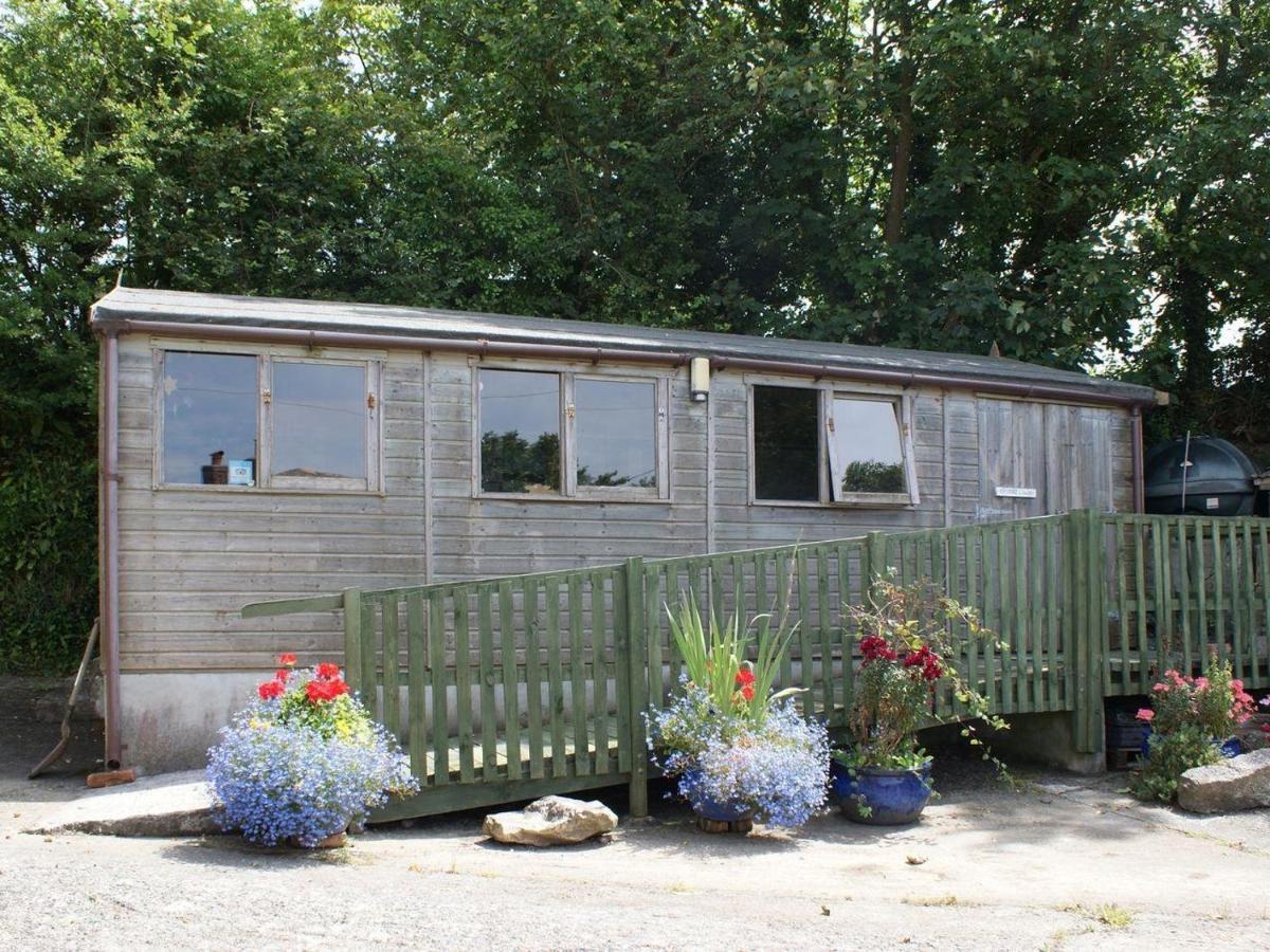 Badger Cottage Mawgan 外观 照片